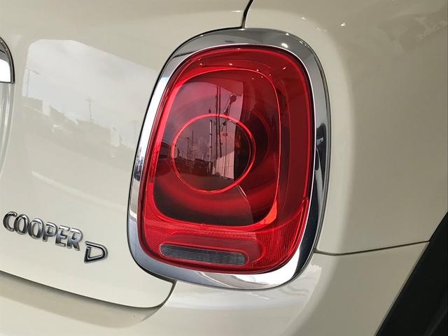 クーパーD セブン ペッパーパッケージ ナビパッケージ HDDナビ LEDヘッドライト クルーズコントロール ホワイトウィンカー 純正16インチアルミホイール 禁煙車 スポーツシート Bluetooth接続可能(63枚目)