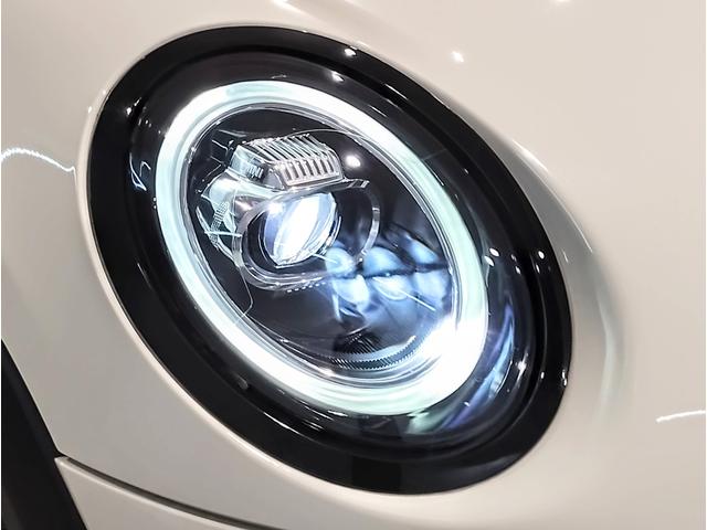 ジョンクーパーワークス HDDナビ ダイナミカレザーシート トラックスタイル エキサイトメントパッケージ シートヒーター バックカメラ アクティブクルーズコントロール ヘッドアップディスプレイ LEDヘッドライト ETC(61枚目)