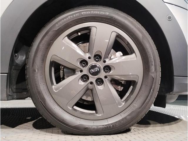 ＭＩＮＩ クーパー　プレミアムプラスパッケージクラシックトリム　弊社デモカー　クラシックトリム　プレミアムプラスＰＫＧ　シートヒーター　ＡＣＣ　ドライビングアシスト　Ａｐｐｌｅ　ＣａｒＰｌａｙ　ワイヤレスチャージング　ＬＥＤディスプレイリング　ミラー内蔵型ＥＴＣ（31枚目）