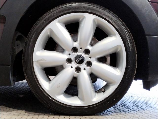 MINI クーパーD クラブマン ペッパーPKG レザーシート HDDナビ クルーズコントロール Bluetooth LEDライト 電動シート シートヒーター スマートキー オートワイパー オートライト(39枚目)