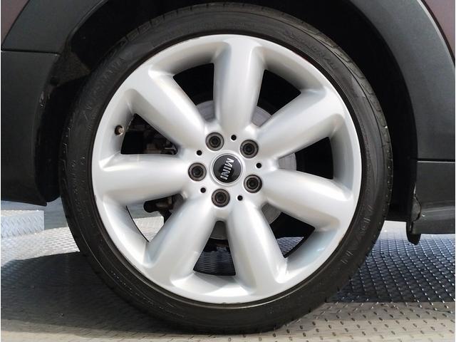 MINI クーパーD クラブマン ペッパーPKG レザーシート HDDナビ クルーズコントロール Bluetooth LEDライト 電動シート シートヒーター スマートキー オートワイパー オートライト(40枚目)