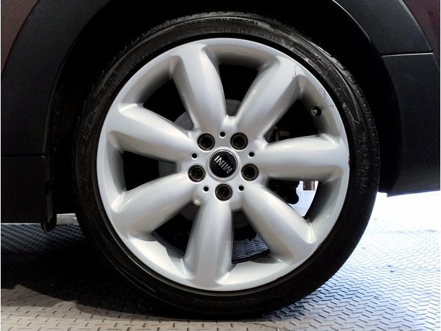 MINI クーパーD クラブマン ペッパーPKG レザーシート HDDナビ クルーズコントロール Bluetooth LEDライト 電動シート シートヒーター スマートキー オートワイパー オートライト(41枚目)