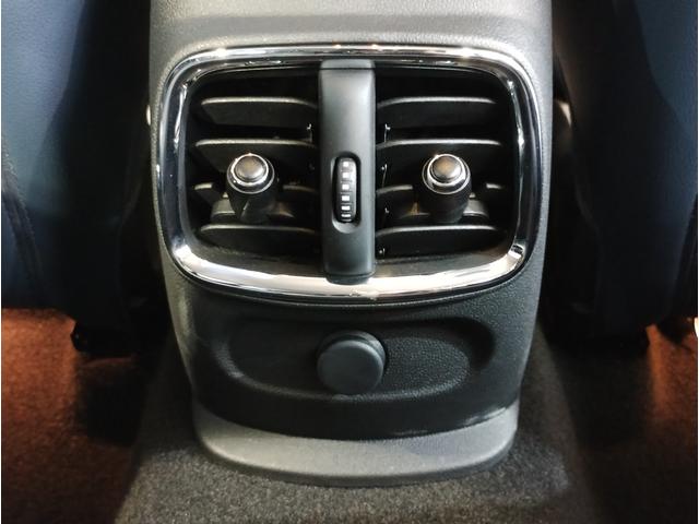 MINI クーパーD クラブマン ペッパーPKG レザーシート HDDナビ クルーズコントロール Bluetooth LEDライト 電動シート シートヒーター スマートキー オートワイパー オートライト(54枚目)