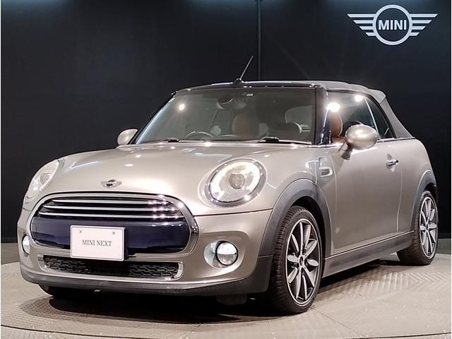 ＭＩＮＩ クーパー　コンバーチブル　メルティングシルバー　チェスターレザー　スポーツシート　ペッパーＰＫＧ　ユアーズソフトトップ　シートヒーター　レザーステアリング　ＨＤＤナビ　リヤビューカメラ　１７ＡＷ　ＬＥＤヘッドライト（59枚目）