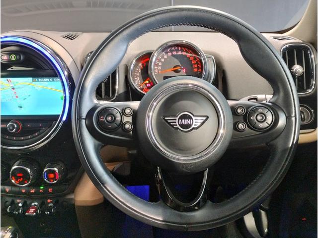 ＭＩＮＩ クーパー　クロスオーバー　ブリティッシュレーシンググリーン　ペッパーＰＫＧ　アダプティブＬＥＤヘッドライト　クロームラインエクステリア　ＨＤＤナビ　リヤビューカメラ　アンビエントライト（15枚目）