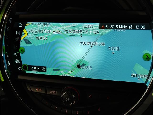 ＭＩＮＩ クーパー　クロスオーバー　ブリティッシュレーシンググリーン　ペッパーＰＫＧ　アダプティブＬＥＤヘッドライト　クロームラインエクステリア　ＨＤＤナビ　リヤビューカメラ　アンビエントライト（38枚目）