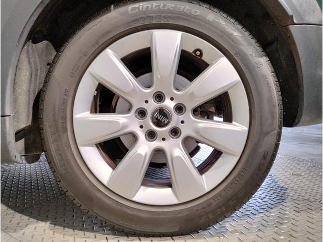 ＭＩＮＩ クーパー　クロスオーバー　ブリティッシュレーシンググリーン　ペッパーＰＫＧ　アダプティブＬＥＤヘッドライト　クロームラインエクステリア　ＨＤＤナビ　リヤビューカメラ　アンビエントライト（41枚目）