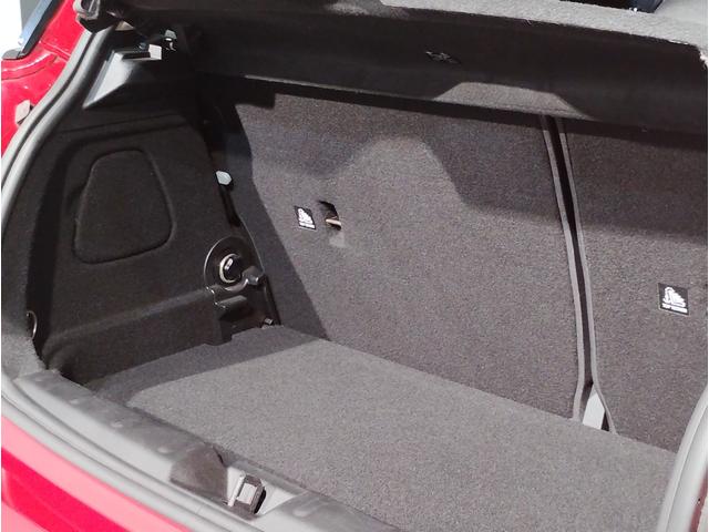 ＭＩＮＩ クーパーＤ　２年保証　ワンオーナー　ペッパーパッケージ　カメラパッケージ　シートヒーター　純正１５インチアルミホイール　クロスシート　前後障害物センサー　衝突被害軽減ブレーキ　バックカメラ　スペアキー（44枚目）