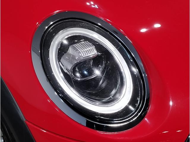 ＭＩＮＩ クーパーＤ　２年保証　ワンオーナー　ペッパーパッケージ　カメラパッケージ　シートヒーター　純正１５インチアルミホイール　クロスシート　前後障害物センサー　衝突被害軽減ブレーキ　バックカメラ　スペアキー（58枚目）