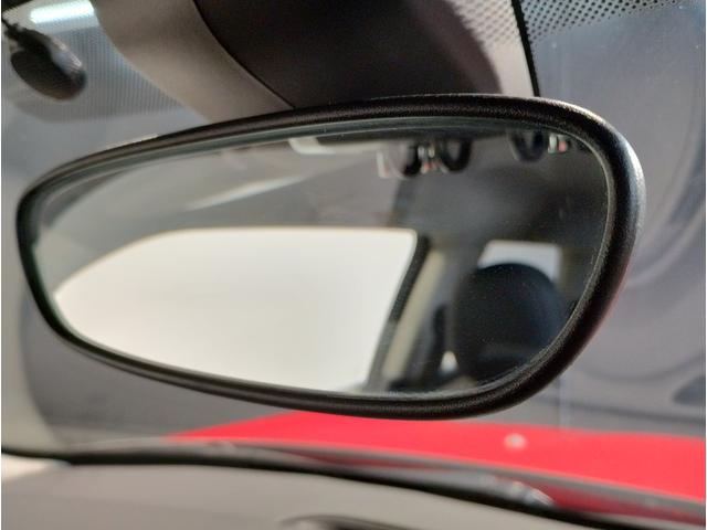 ＭＩＮＩ クーパーＤ　２年保証　ワンオーナー　ペッパーパッケージ　カメラパッケージ　シートヒーター　純正１５インチアルミホイール　クロスシート　前後障害物センサー　衝突被害軽減ブレーキ　バックカメラ　スペアキー（69枚目）