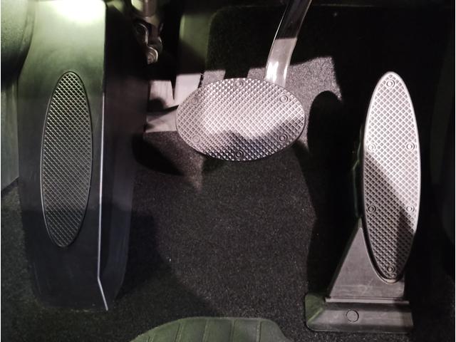 ＭＩＮＩ ローズウッドエディション　全国２００台限定車　ハーフレザーシート　純正１６インチアルミホイール　オートクルーズコントロール　バックカメラ　障害物センサー　衝突軽減ブレーキ／車線逸脱防止　コンフォートアクセス　社外ＥＴＣ（20枚目）