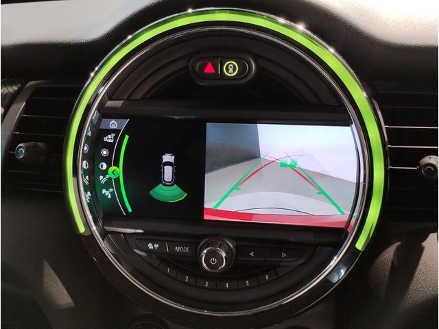 ＭＩＮＩ ローズウッドエディション　全国２００台限定車　ハーフレザーシート　純正１６インチアルミホイール　オートクルーズコントロール　バックカメラ　障害物センサー　衝突軽減ブレーキ／車線逸脱防止　コンフォートアクセス　社外ＥＴＣ（35枚目）