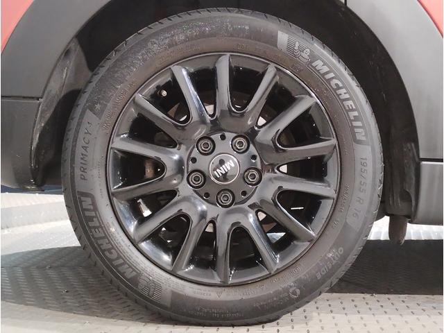 ＭＩＮＩ ローズウッドエディション　全国２００台限定車　ハーフレザーシート　純正１６インチアルミホイール　オートクルーズコントロール　バックカメラ　障害物センサー　衝突軽減ブレーキ／車線逸脱防止　コンフォートアクセス　社外ＥＴＣ（39枚目）