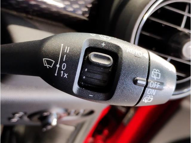 ＭＩＮＩ クーパーＳＤ　アクティブクルーズコントロール　純正１７インチアルミホイール　クロスシート　ペッパーパッケージ　カメラパッケージ　前後障害物センサー　ＬＥＤヘッドライト　ブラックルーフ　バックカメラ　衝突被害軽減Ｂ（28枚目）