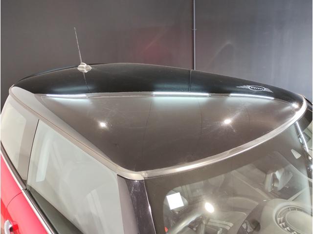 ＭＩＮＩ クーパーＳＤ　アクティブクルーズコントロール　純正１７インチアルミホイール　クロスシート　ペッパーパッケージ　カメラパッケージ　前後障害物センサー　ＬＥＤヘッドライト　ブラックルーフ　バックカメラ　衝突被害軽減Ｂ（67枚目）