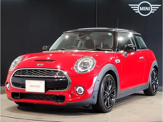 ＭＩＮＩ クーパーＳＤ　アクティブクルーズコントロール　純正１７インチアルミホイール　クロスシート　ペッパーパッケージ　カメラパッケージ　前後障害物センサー　ＬＥＤヘッドライト　ブラックルーフ　バックカメラ　衝突被害軽減Ｂ（73枚目）