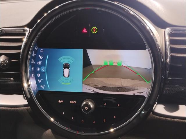 MINI クラブマン・サヴィル・ロウ・エディション 特別仕様車 レザレットシート アクティブクルーズコントロール シートヒーター バックカメラ 衝突被害軽減ブレーキ 18インチアルミホイール 専用ルーフ・ステッカー・サイドスカットル・スカッフプレート(30枚目)