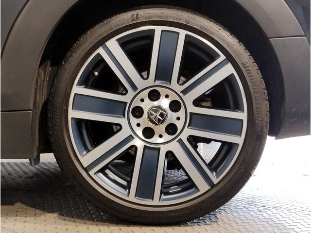 MINI クラブマン・サヴィル・ロウ・エディション 特別仕様車 レザレットシート アクティブクルーズコントロール シートヒーター バックカメラ 衝突被害軽減ブレーキ 18インチアルミホイール 専用ルーフ・ステッカー・サイドスカットル・スカッフプレート(41枚目)