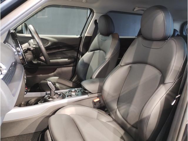 MINI クラブマン・サヴィル・ロウ・エディション 特別仕様車 レザレットシート アクティブクルーズコントロール シートヒーター バックカメラ 衝突被害軽減ブレーキ 18インチアルミホイール 専用ルーフ・ステッカー・サイドスカットル・スカッフプレート(48枚目)