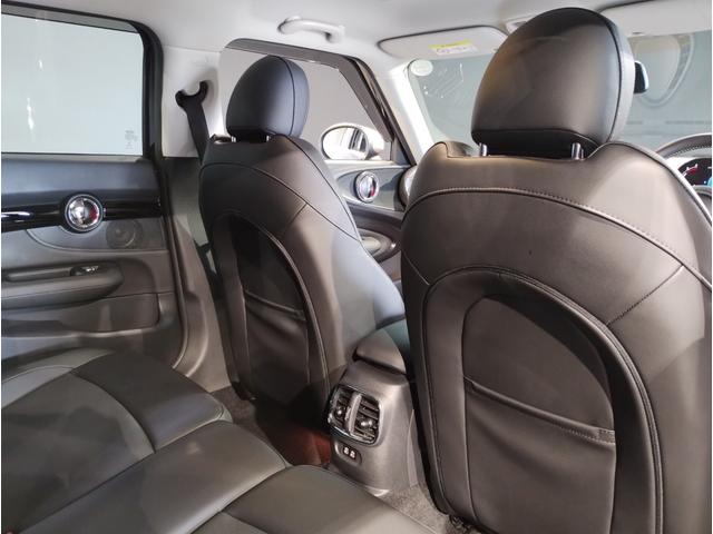 MINI クラブマン・サヴィル・ロウ・エディション 特別仕様車 レザレットシート アクティブクルーズコントロール シートヒーター バックカメラ 衝突被害軽減ブレーキ 18インチアルミホイール 専用ルーフ・ステッカー・サイドスカットル・スカッフプレート(52枚目)