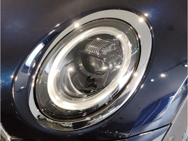 MINI クラブマン・サヴィル・ロウ・エディション 特別仕様車 レザレットシート アクティブクルーズコントロール シートヒーター バックカメラ 衝突被害軽減ブレーキ 18インチアルミホイール 専用ルーフ・ステッカー・サイドスカットル・スカッフプレート(59枚目)