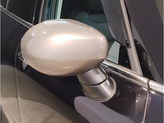 MINI クラブマン・サヴィル・ロウ・エディション 特別仕様車 レザレットシート アクティブクルーズコントロール シートヒーター バックカメラ 衝突被害軽減ブレーキ 18インチアルミホイール 専用ルーフ・ステッカー・サイドスカットル・スカッフプレート(68枚目)