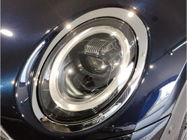 MINI クラブマン・サヴィル・ロウ・エディション 特別仕様車 レザレットシート アクティブクルーズコントロール シートヒーター バックカメラ 衝突被害軽減ブレーキ 18インチアルミホイール 専用ルーフ・ステッカー・サイドスカットル・スカッフプレート(71枚目)