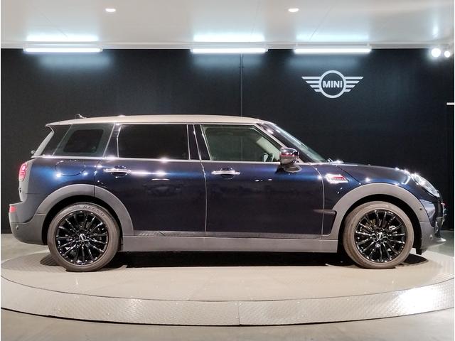 MINI クーパーD クラブマン アクティブクルーズコントロール 衝突軽減ブレーキ/車線逸脱防止 純正17インチアルミホイール LEDヘッドライト ドライビングモード バックカメラ 前後障害物センサー コンフォートアクセス ETC(7枚目)