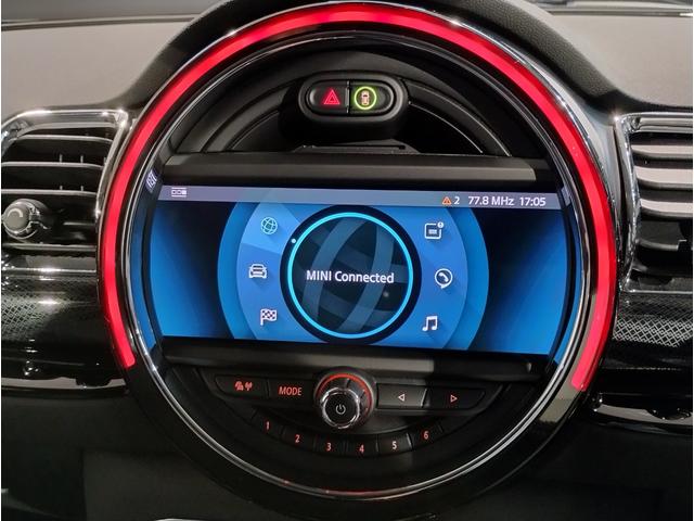 MINI クーパーD クラブマン アクティブクルーズコントロール 衝突軽減ブレーキ/車線逸脱防止 純正17インチアルミホイール LEDヘッドライト ドライビングモード バックカメラ 前後障害物センサー コンフォートアクセス ETC(36枚目)