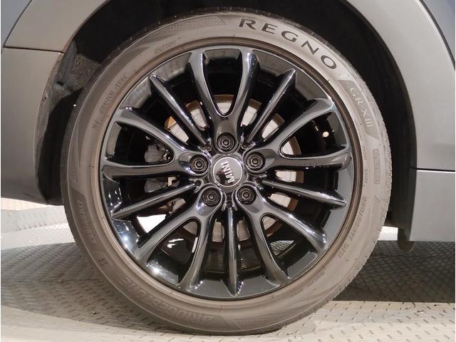 MINI クーパーD クラブマン アクティブクルーズコントロール 衝突軽減ブレーキ/車線逸脱防止 純正17インチアルミホイール LEDヘッドライト ドライビングモード バックカメラ 前後障害物センサー コンフォートアクセス ETC(39枚目)