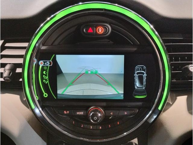 リヤビューカメラ