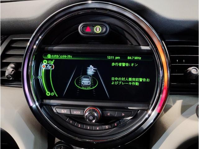 内装のイルミネーションを変更可能で御座いますので、カラフルなイルミネーションにより、ＭＩＮＩに乗るだけで毎日区分を変えることが出来ます。