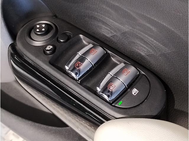 ＭＩＮＩのドアを閉めた時の重厚感は所有者様の満足度を高めてくれます。