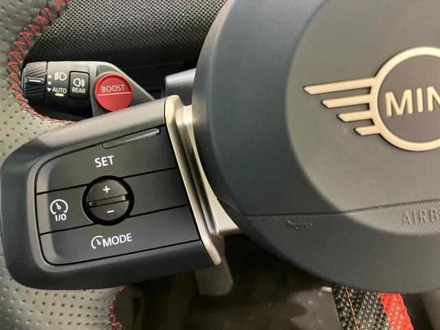 MINI JCW エースマンE ジョンクーパーワークス・トリム 弊社デモカー ドライビングアシスト アダプティブLEDライト 純正20AW シートヒーター ステアリングヒーター 全方位 ヘッドアップディスプレイ Apple Carplay Android Auto(21枚目)