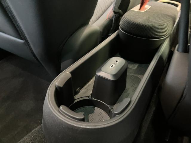 MINI JCW エースマンE ジョンクーパーワークス・トリム 弊社デモカー ドライビングアシスト アダプティブLEDライト 純正20AW シートヒーター ステアリングヒーター 全方位 ヘッドアップディスプレイ Apple Carplay Android Auto(54枚目)