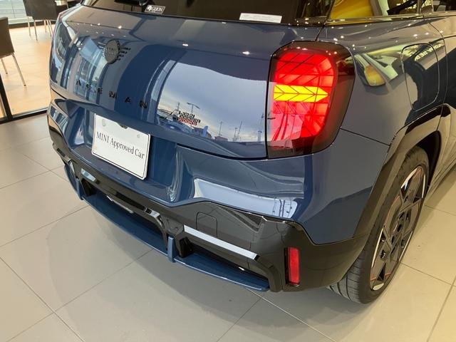 MINI JCW エースマンE ジョンクーパーワークス・トリム 弊社デモカー ドライビングアシスト アダプティブLEDライト 純正20AW シートヒーター ステアリングヒーター 全方位 ヘッドアップディスプレイ Apple Carplay Android Auto(65枚目)