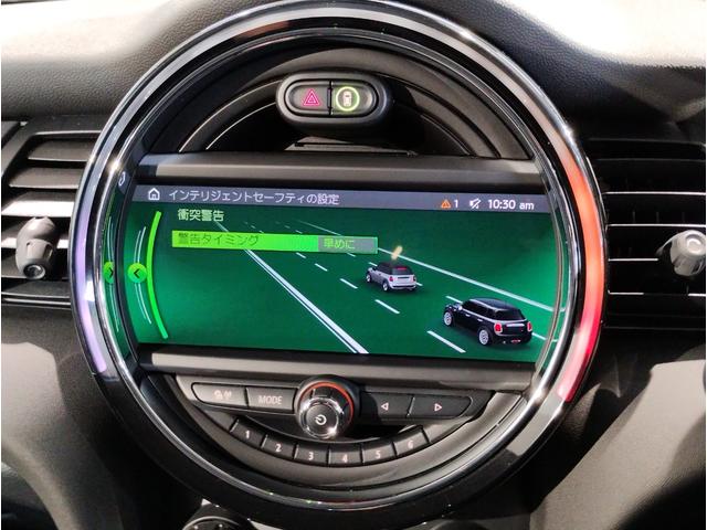 ＭＩＮＩ クーパーＤ　チリレッド　ホワイトルーフ　ペッパーＰＫＧ　デジタルメーター　ヘッドアップディスプレイ　アンビエントライト　ドライビングアシスト　ＨＤＤナビ　リヤビューカメラ　コンフォートアクセス　前後障害物センサー（36枚目）