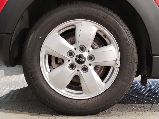 ＭＩＮＩ クーパーＤ　チリレッド　ホワイトルーフ　ペッパーＰＫＧ　デジタルメーター　ヘッドアップディスプレイ　アンビエントライト　ドライビングアシスト　ＨＤＤナビ　リヤビューカメラ　コンフォートアクセス　前後障害物センサー（39枚目）