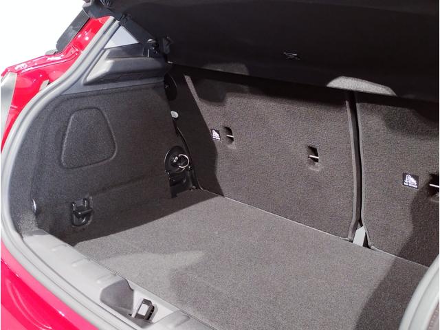 ＭＩＮＩ クーパーＤ　チリレッド　ホワイトルーフ　ペッパーＰＫＧ　デジタルメーター　ヘッドアップディスプレイ　アンビエントライト　ドライビングアシスト　ＨＤＤナビ　リヤビューカメラ　コンフォートアクセス　前後障害物センサー（46枚目）