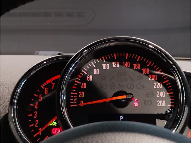 MINI クーパーS クラブマン クロスシート LEDヘッドライト バックカメラ ペッパーパッケージ 17インチアルミホイール クロームラインエクステリア HDDナビゲーション アクティブクルーズコントロール(31枚目)