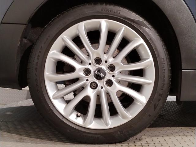 MINI クーパーS クラブマン クロスシート LEDヘッドライト バックカメラ ペッパーパッケージ 17インチアルミホイール クロームラインエクステリア HDDナビゲーション アクティブクルーズコントロール(40枚目)