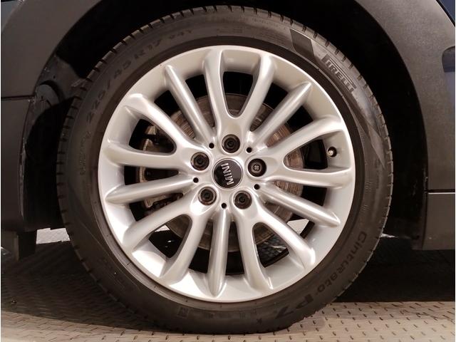 MINI クーパーS クラブマン クロスシート LEDヘッドライト バックカメラ ペッパーパッケージ 17インチアルミホイール クロームラインエクステリア HDDナビゲーション アクティブクルーズコントロール(42枚目)