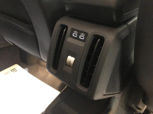 ＭＩＮＩ カントリーマンＣ　クラシック・トリム　弊社デモカー　ＡＣＣ　アップルカープレイ　アンドロイドオート　ヘッドアップディスプレイ　純正１８ＡＷ　シートヒーター　ステアリングヒーター　アンビエントライト　全周囲カメラ　ワイヤレス充電（52枚目）