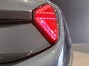 ブレーキランプ、バックランプも明るいため、暗い夜道でも自車の存在をアピールできます。
