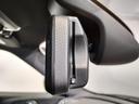 【ETC機能付防眩ミラー】BMWのルームミラーは、ETCと一体型でございます。ミラーは防眩機能付きですので、後方車両のヘッドライトの明かりをカット致します。