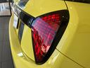 ブレーキランプ、バックランプも明るいため、暗い夜道でも自車の存在をアピールできます。