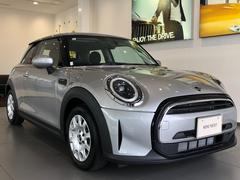 ＭＩＮＩ ワン　エッセンシャル　トリム 9731151A30240523W002 3