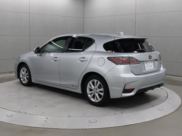 ＣＴ ＣＴ２００ｈ　バージョンＣ　／ナビゲーション／バックモニター／ＥＴＣ／ＬＥＤヘッドランプ／クリアランスソナー／合成皮革シート（2枚目）