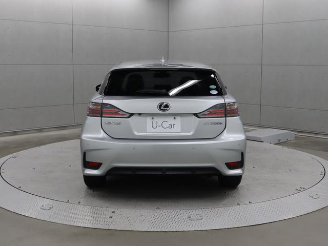 ＣＴ ＣＴ２００ｈ　バージョンＣ　／ナビゲーション／バックモニター／ＥＴＣ／ＬＥＤヘッドランプ／クリアランスソナー／合成皮革シート（3枚目）