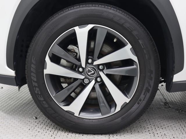 ＮＸ ＮＸ３００ｈ　バージョンＬ　セミアリニン本革シート　パーキングサポートブレーキ　前後シートヒーター　リア電動リクライニングシート　フロントシートベンチレーション（29枚目）